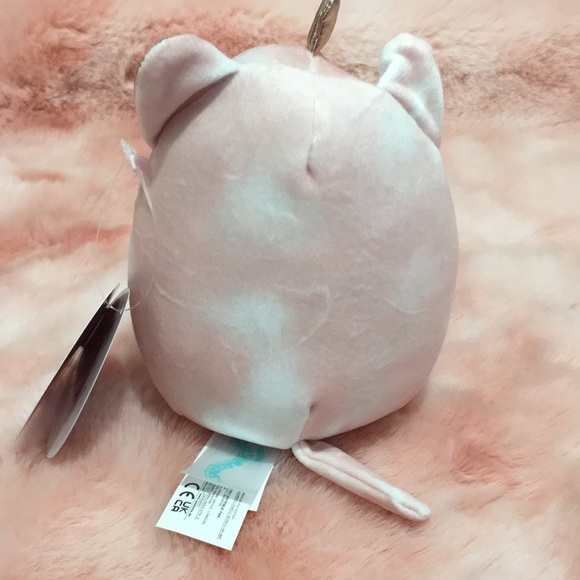 Feodora 5” valentines cat squishmallows - Picture 3 of 3